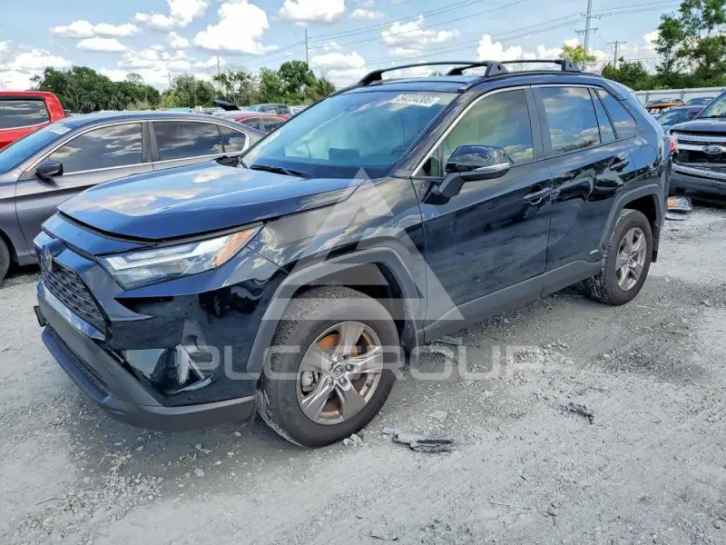 2025 Toyota RAV4 фото