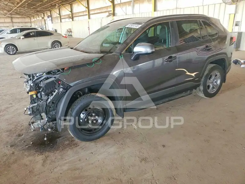 2025 Toyota RAV4 фото