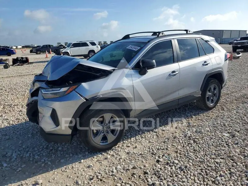 2025 Toyota RAV4 фото