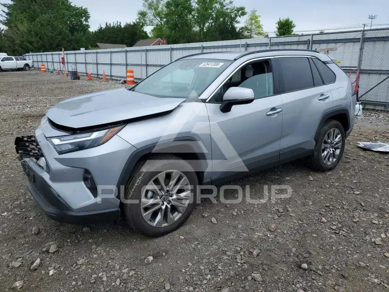 2025 Toyota RAV4 фото