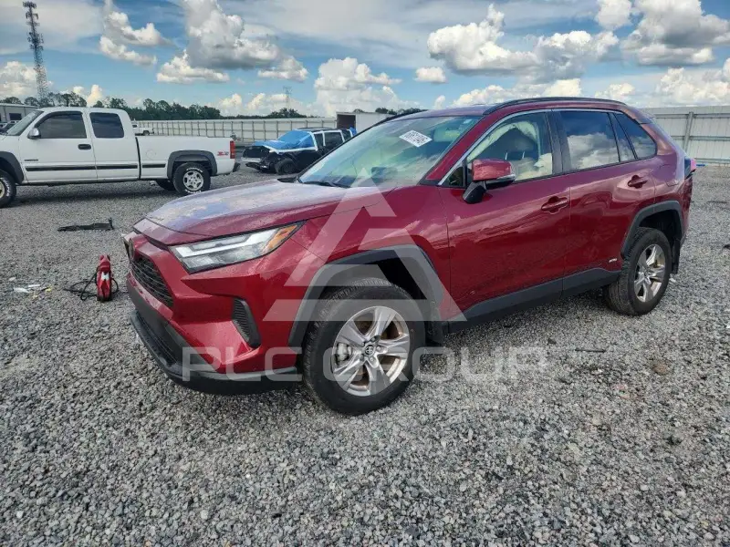 2025 Toyota RAV4 фото