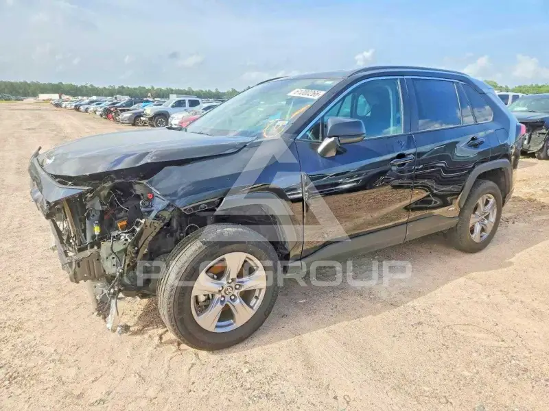 2025 Toyota RAV4 photo