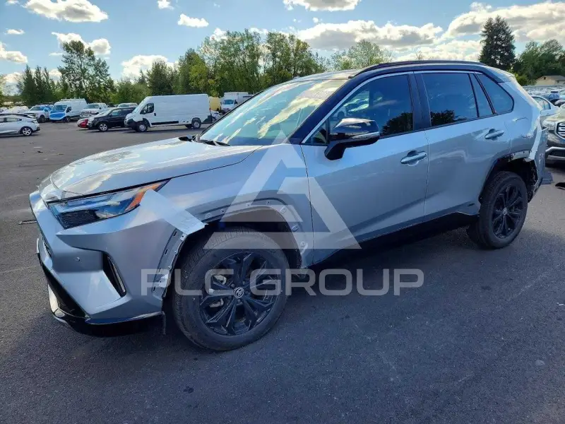 2025 Toyota RAV4 фото
