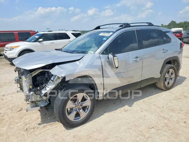 2025 Toyota RAV4 photo