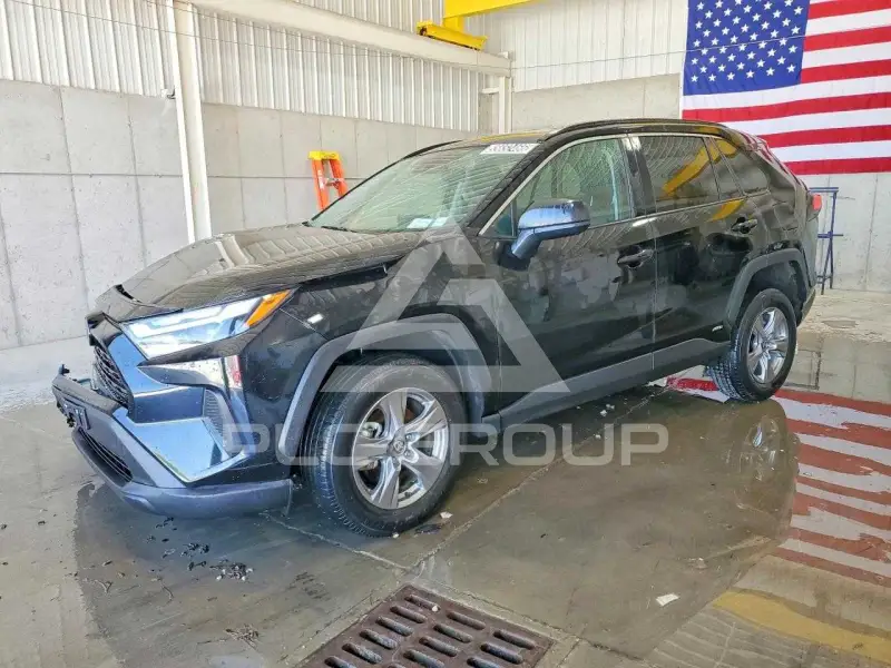 2025 Toyota RAV4 photo