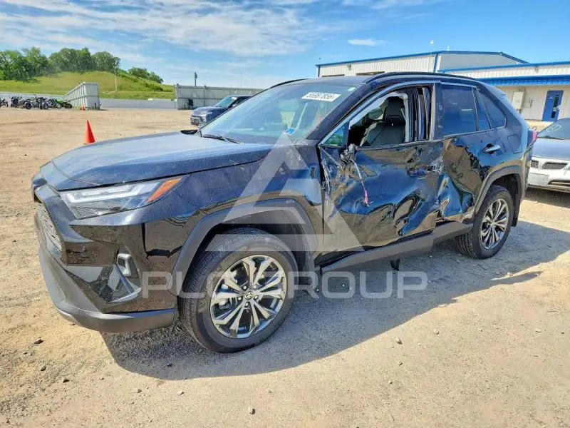 2025 Toyota RAV4 фото