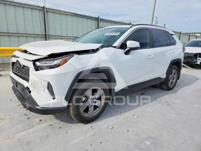 2025 Toyota RAV4 фото