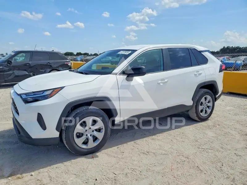 2025 Toyota RAV4 фото