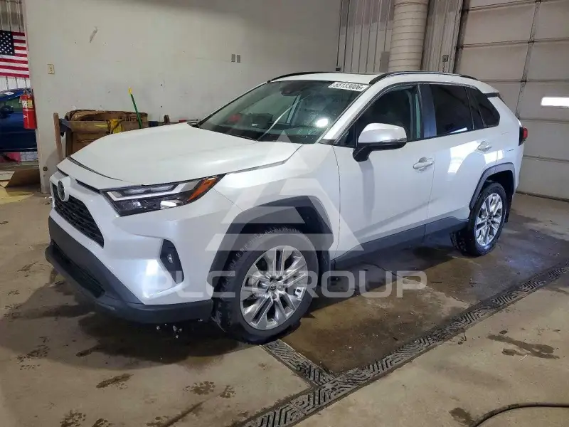 2025 Toyota RAV4 фото