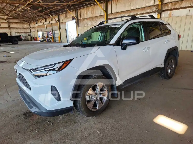 2025 Toyota RAV4 фото