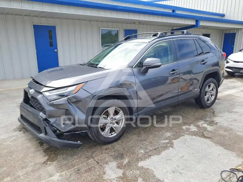 2025 Toyota RAV4 фото