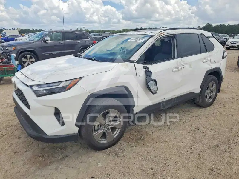 2025 Toyota RAV4 фото