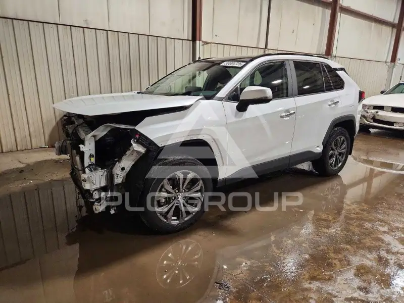 2025 Toyota RAV4 фото
