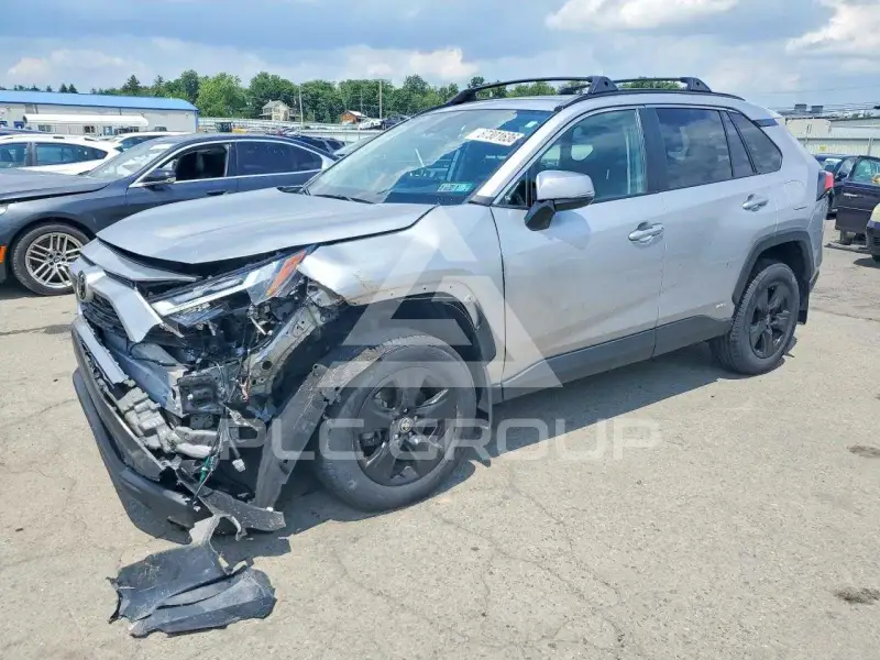 2025 Toyota RAV4 photo