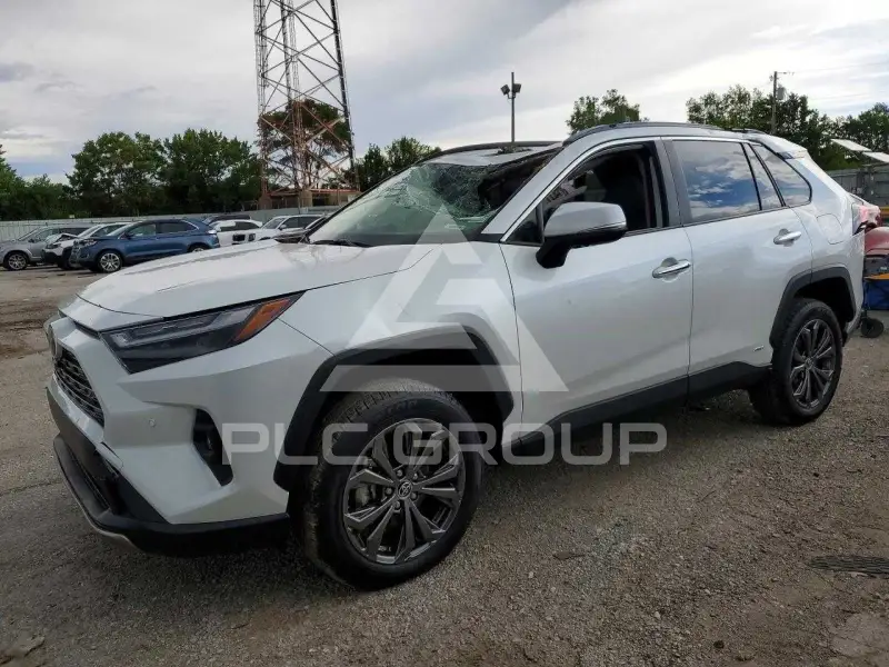 2025 Toyota RAV4 фото