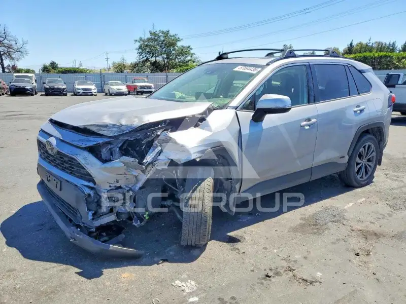 2025 Toyota RAV4 фото