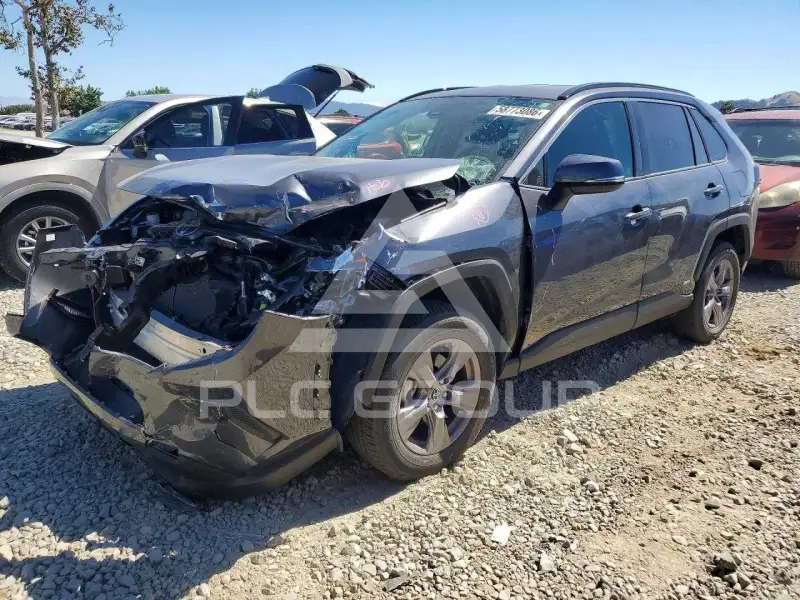 2025 Toyota RAV4 фото