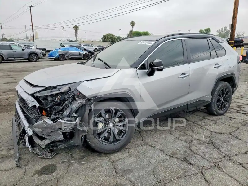 2025 Toyota RAV4 фото