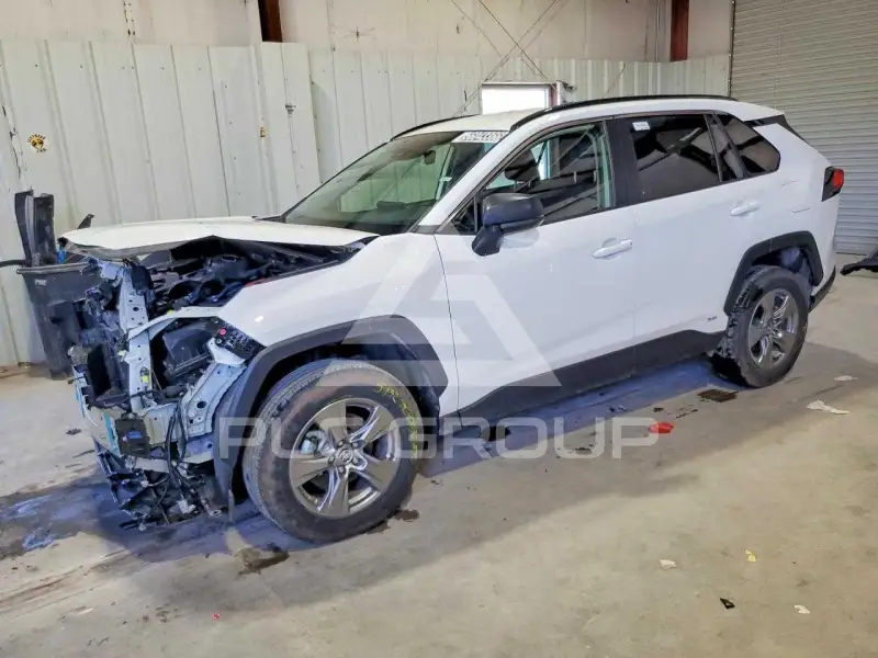 2025 Toyota RAV4 фото