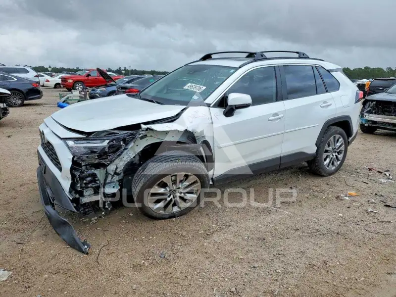 2025 Toyota RAV4 фото