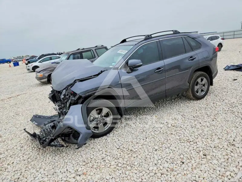 2025 Toyota RAV4 фото