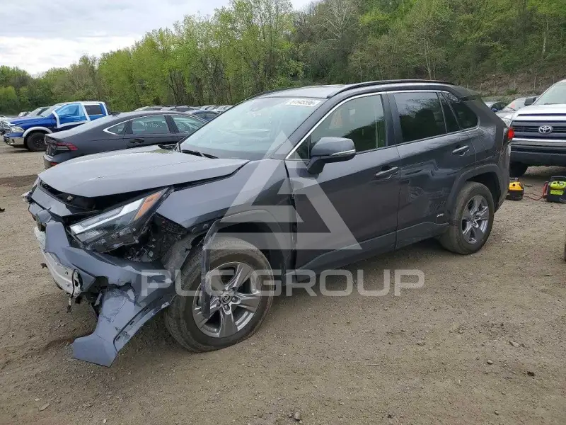 2025 Toyota RAV4 фото