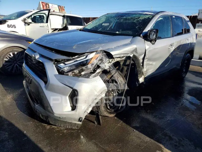 2025 Toyota RAV4 фото