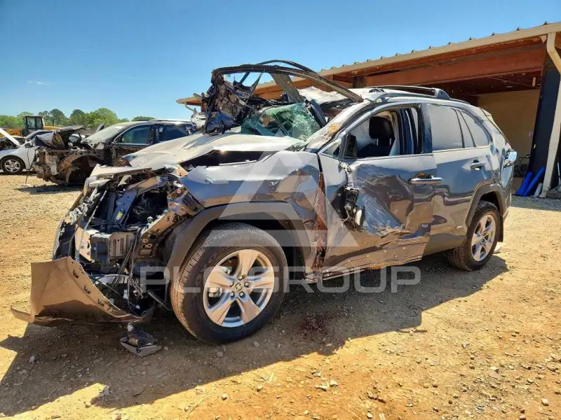 2025 Toyota RAV4 photo