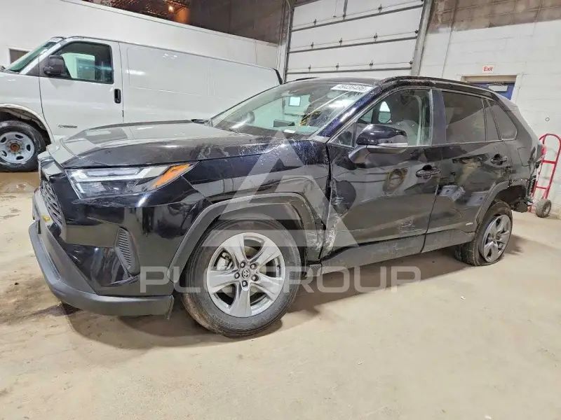 2025 Toyota RAV4 фото