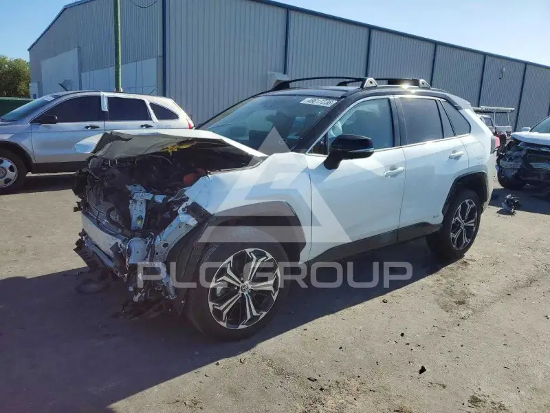 2025 Toyota RAV4 фото