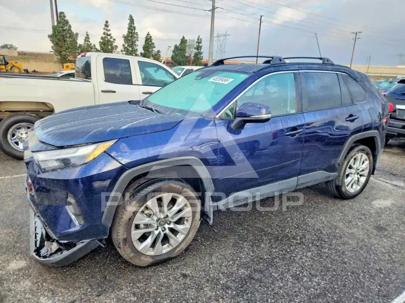 2025 Toyota RAV4 фото