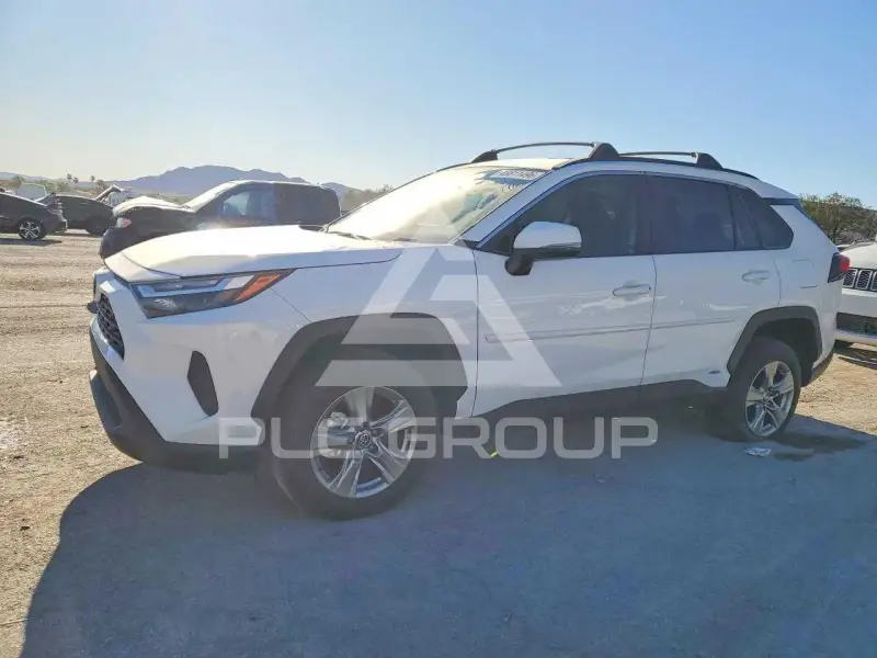 2025 Toyota RAV4 фото