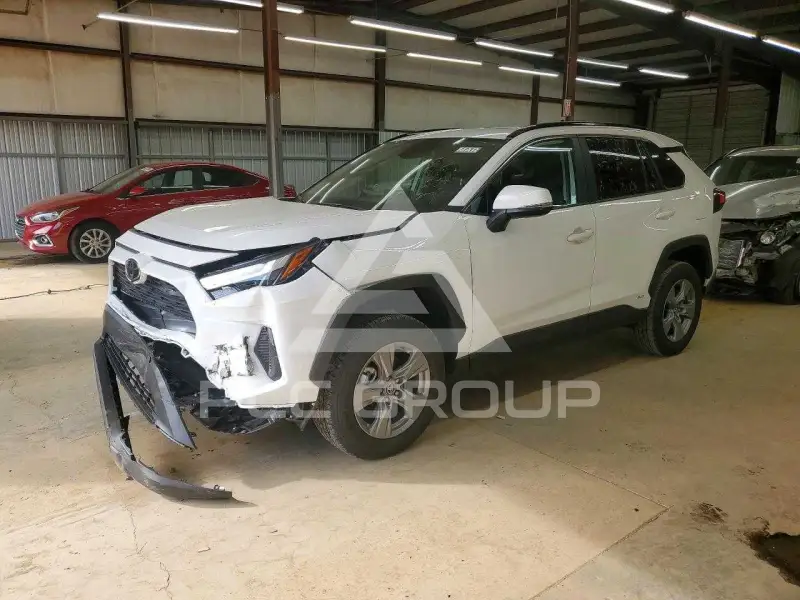 2025 Toyota RAV4 фото
