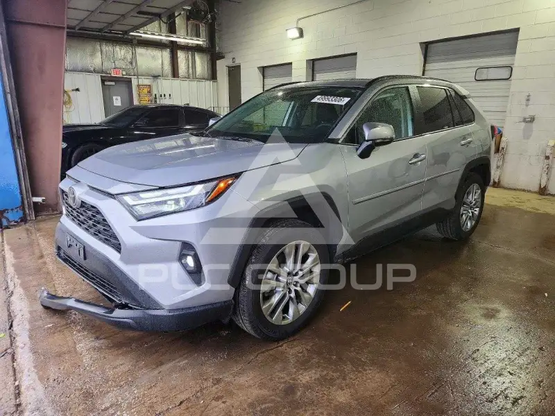 2025 Toyota RAV4 фото