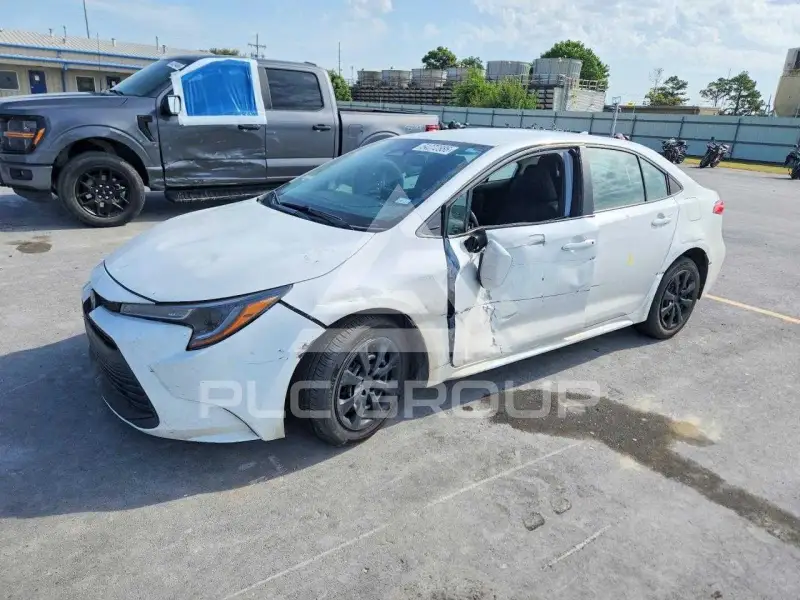2025 Toyota COROLLA фото