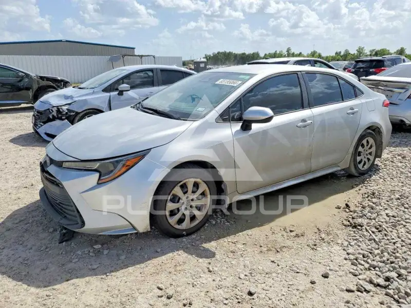 2025 Toyota COROLLA фото