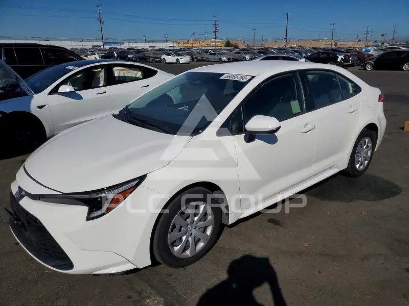 2025 Toyota COROLLA photo