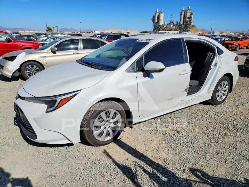 2025 Toyota COROLLA фото