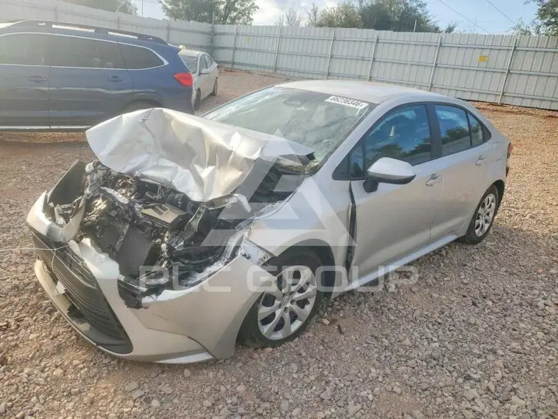 2025 Toyota COROLLA фото
