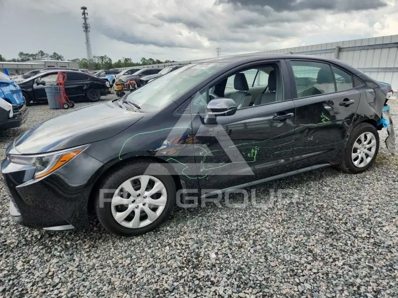 2025 Toyota COROLLA photo