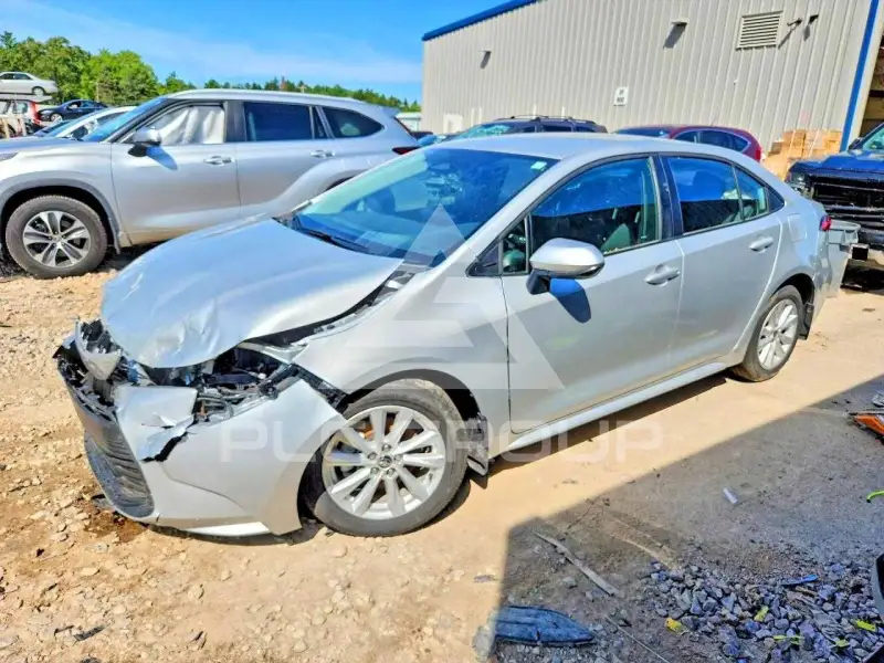2025 Toyota COROLLA photo