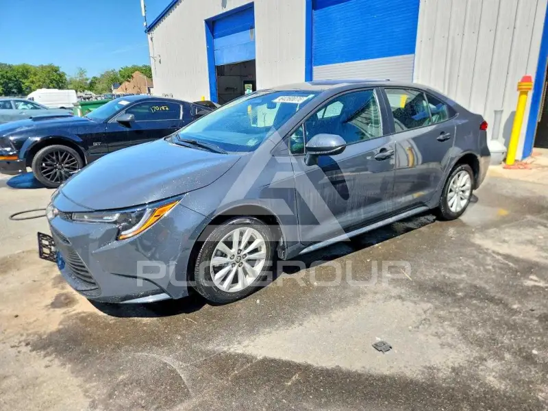2025 Toyota COROLLA photo