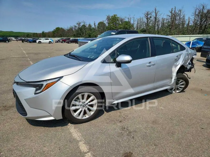 2025 Toyota COROLLA photo