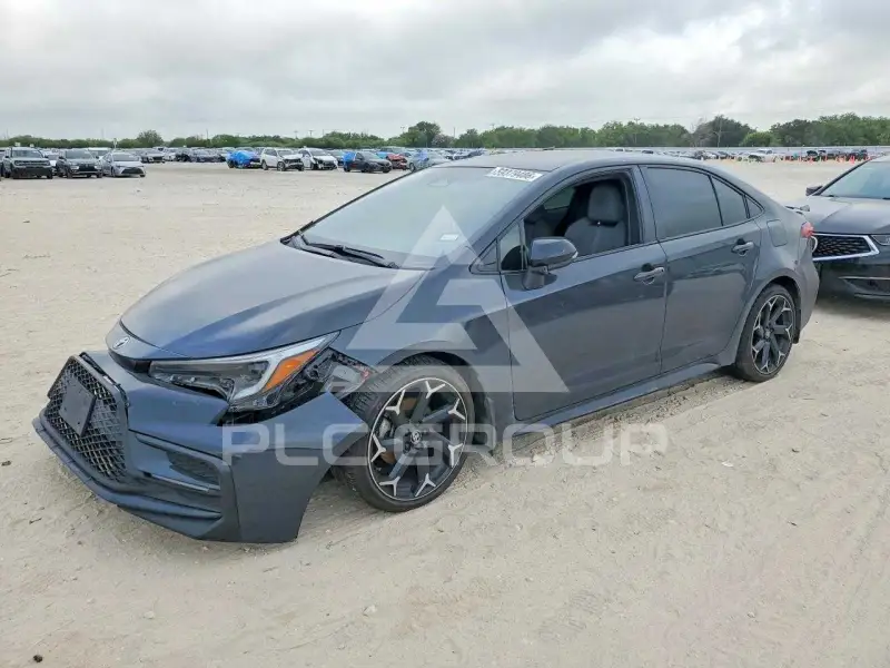 2025 Toyota COROLLA фото