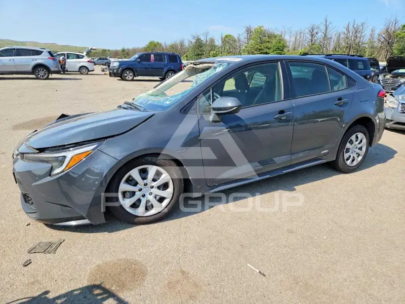2025 Toyota COROLLA photo