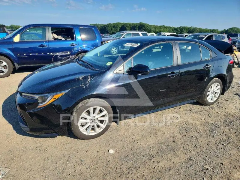 2025 Toyota COROLLA photo