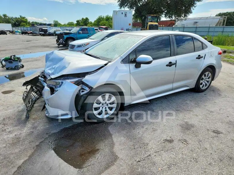 2025 Toyota COROLLA photo