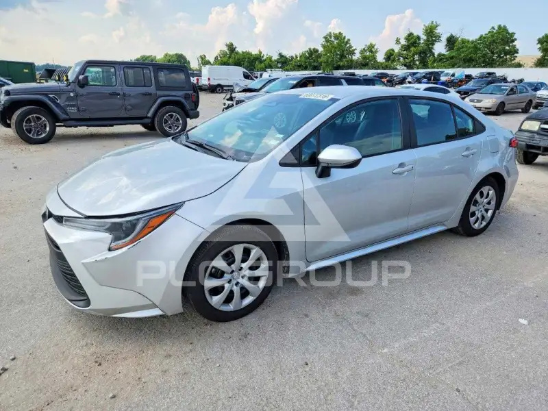 2025 Toyota COROLLA photo