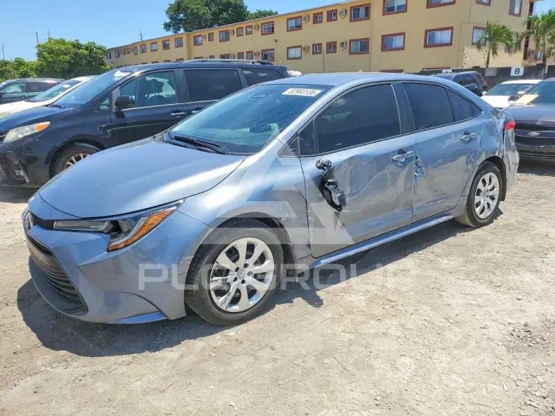 2025 Toyota COROLLA фото