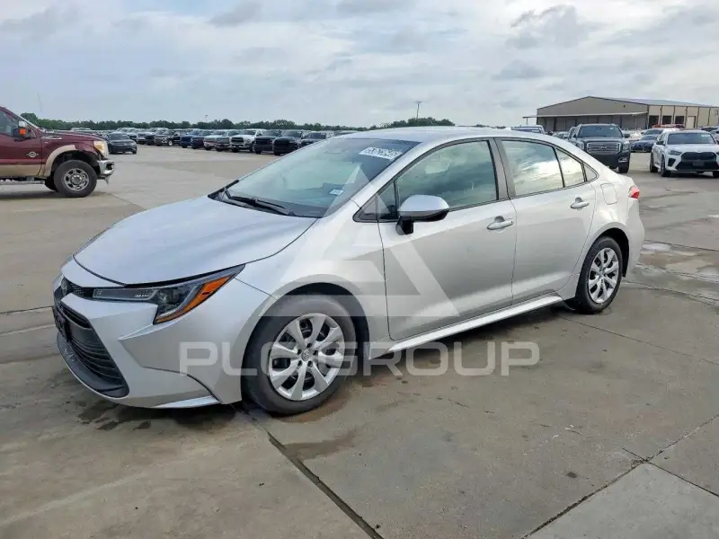 2025 Toyota COROLLA photo